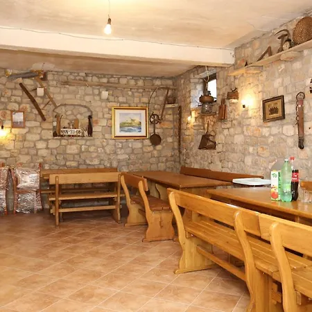 Apartment 10223a