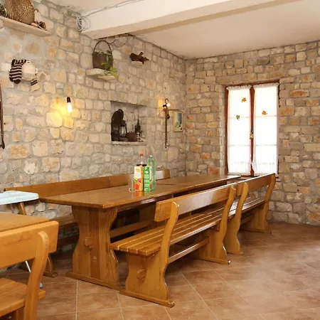 10223a Apartment Brijesta